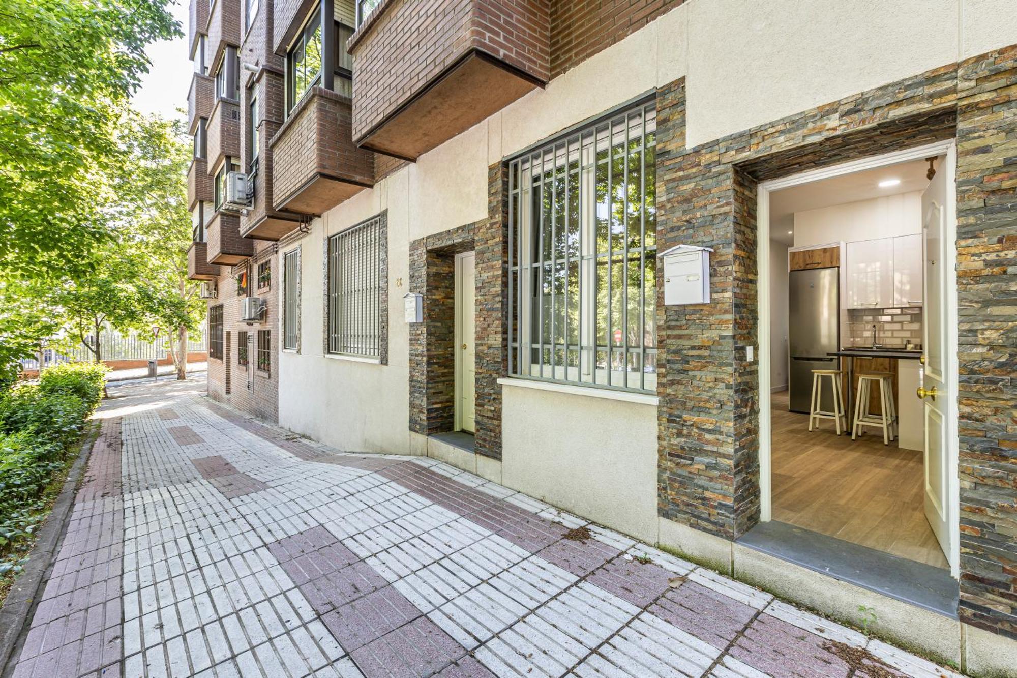 Apartamentos A 5 Minutos Del Centro De Madrid 4P Bagian luar foto